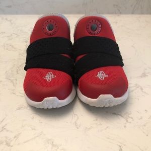 Used Toddler Nike sneakers